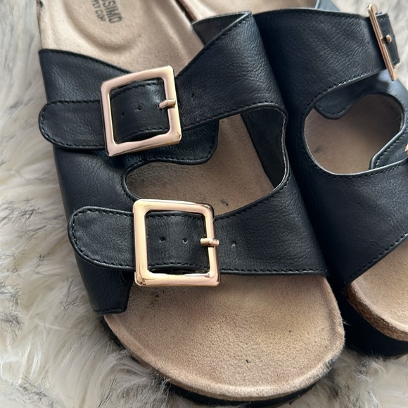 Black Platform Sandal with Gold Buckles - Picture 6 of 11